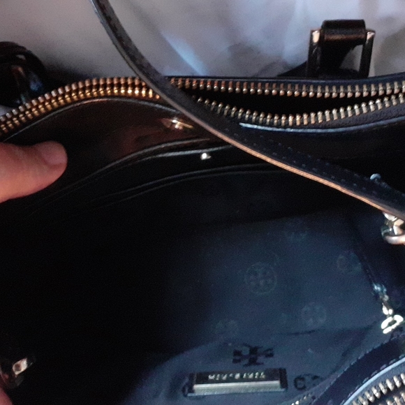 TORY BURCH Saffiano Leather Handle Bag/Crossbody - Picture 16 of 16